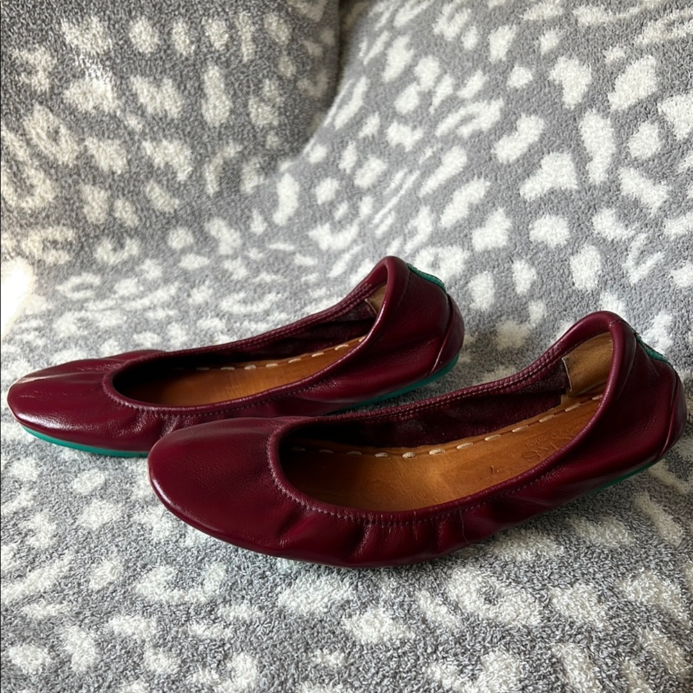 Burgundy Tieks - Picture 4 of 6
